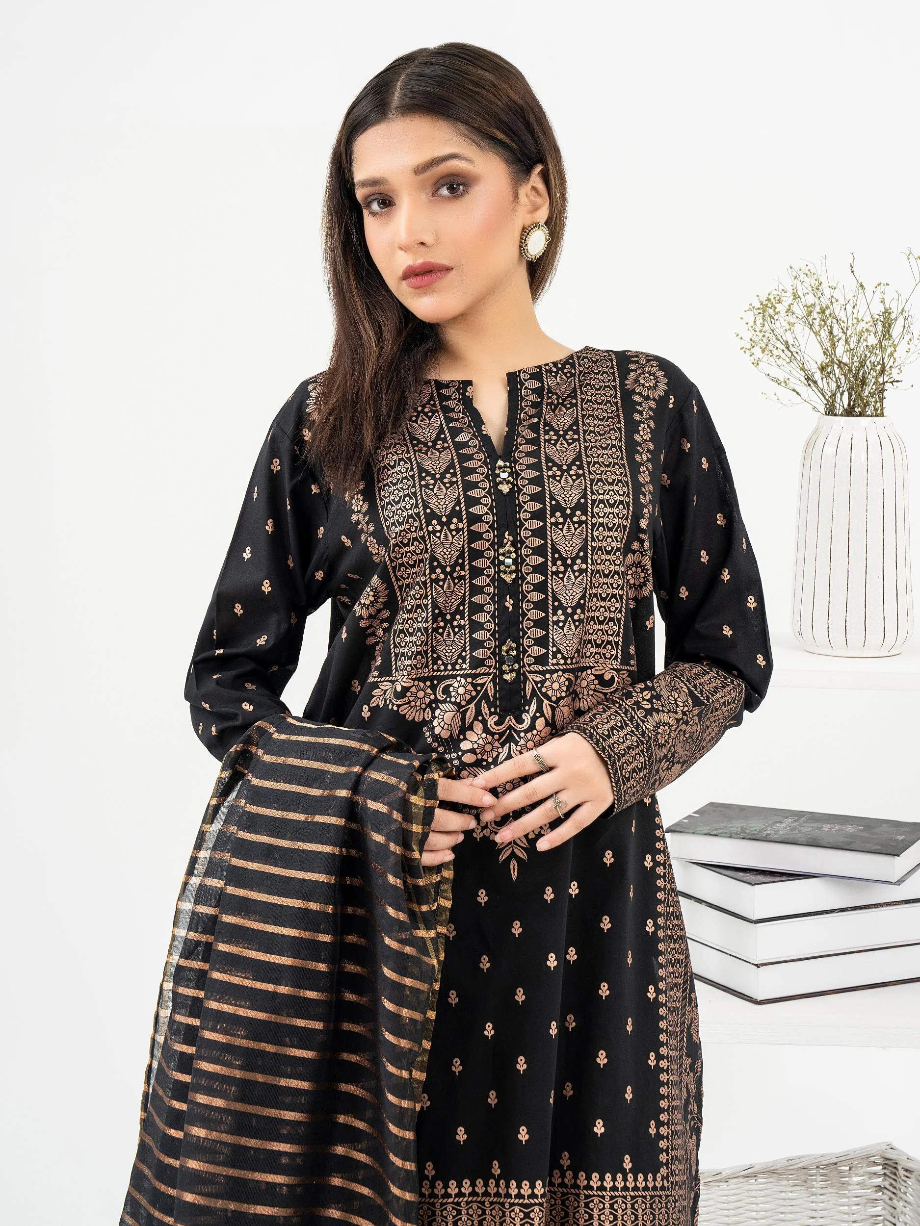3 Piece Lawn Suit-Paste Print (Pret) view 2