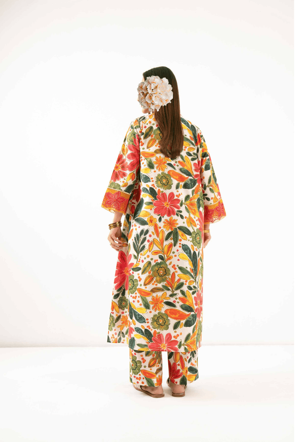 2 Piece - Printed Suit - PE25-315 view 3