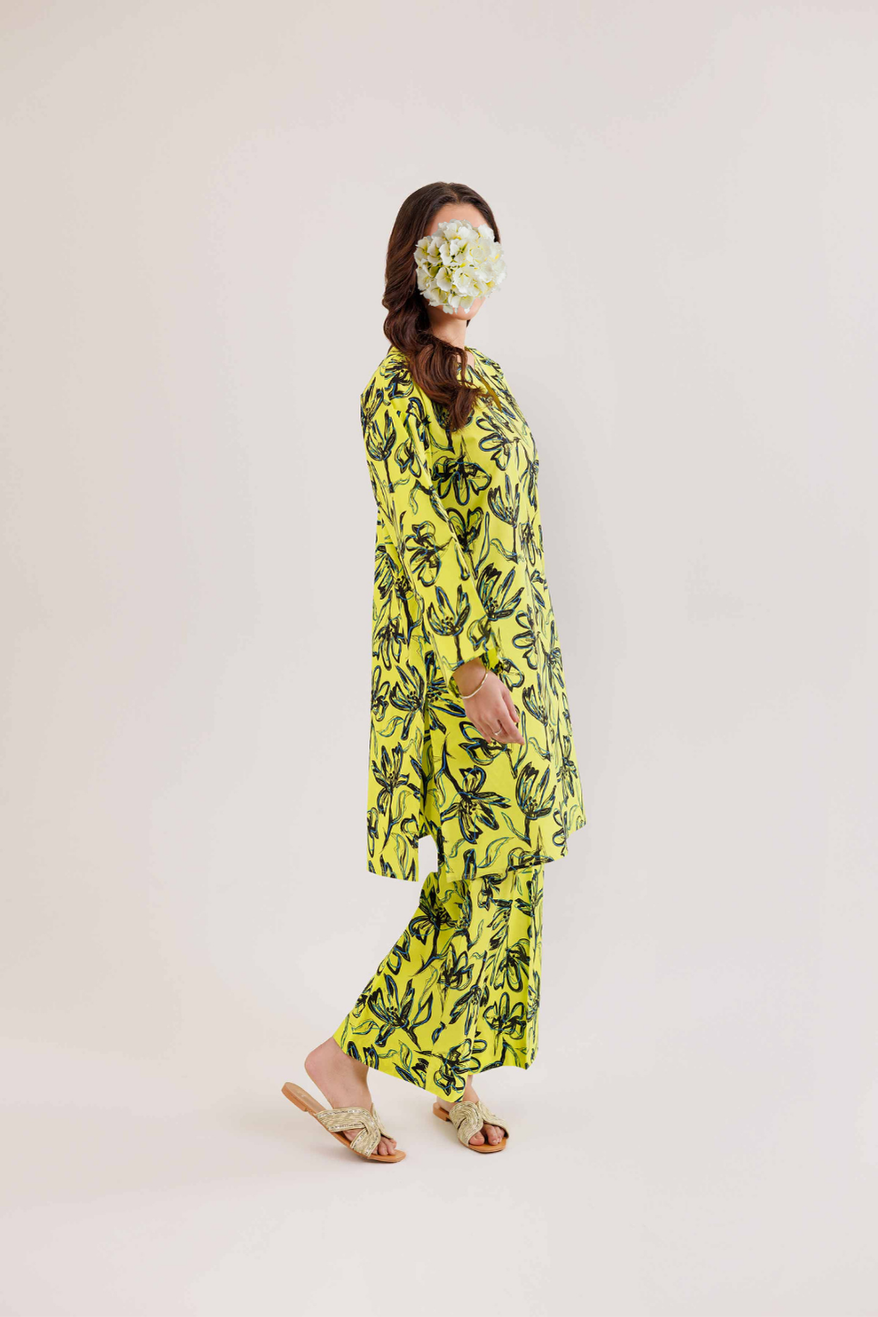 2 Piece - Printed Suit - PE25-320 view 2