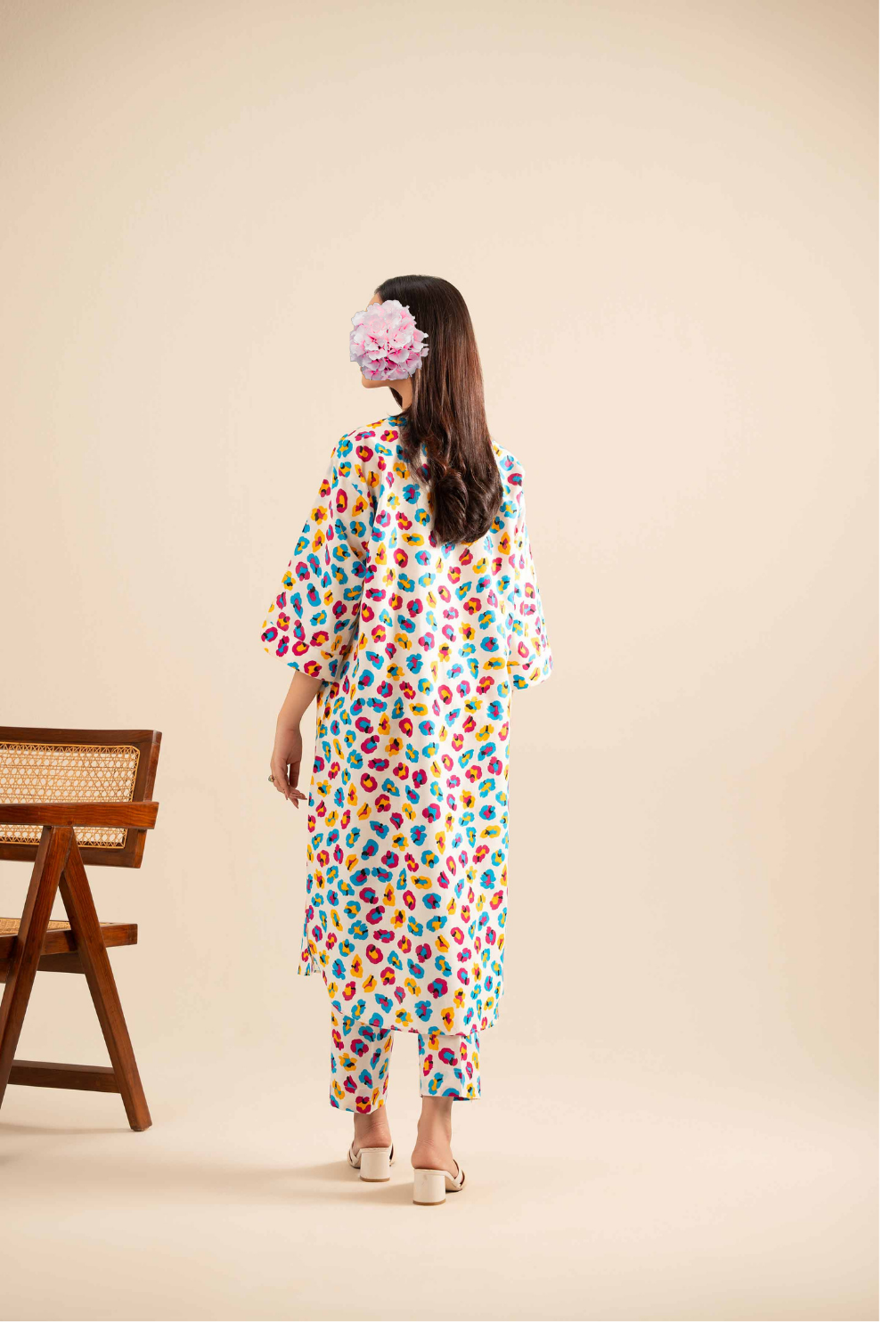 2 Piece - Printed Suit - PE25-423 view 5